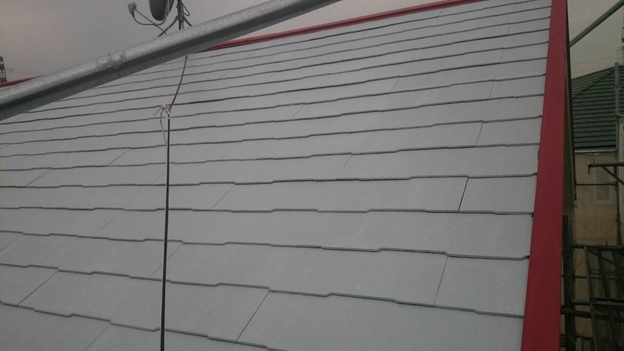 川越市 屋根塗装 下塗り後の様子